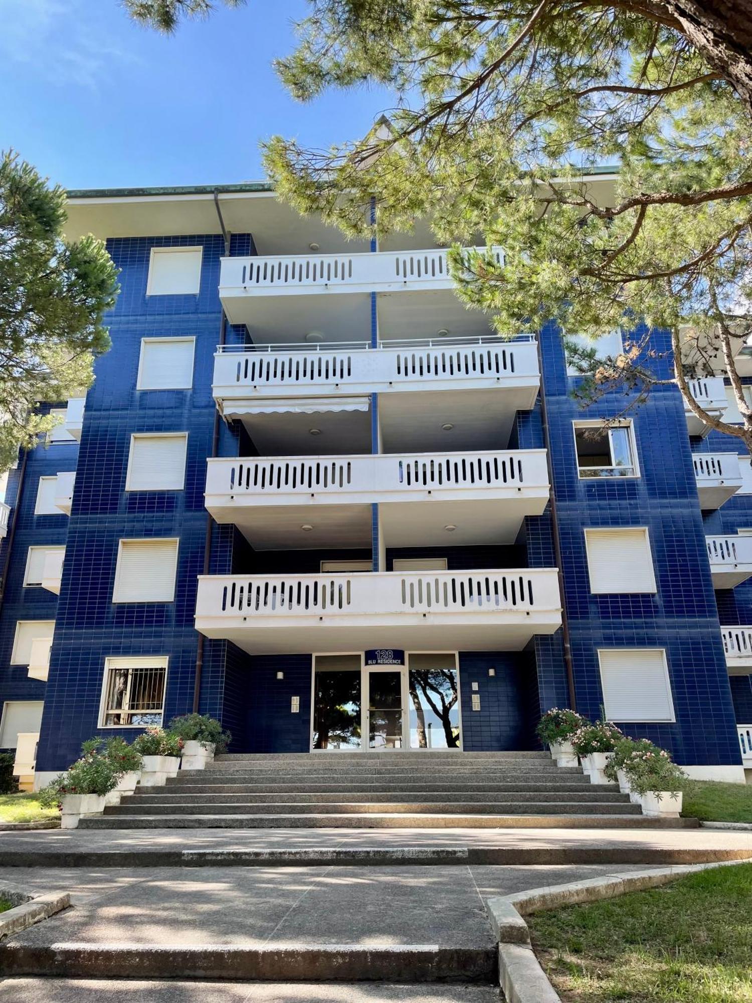 Blu Residence 2 Lignano Sabbiadoro Exterior foto